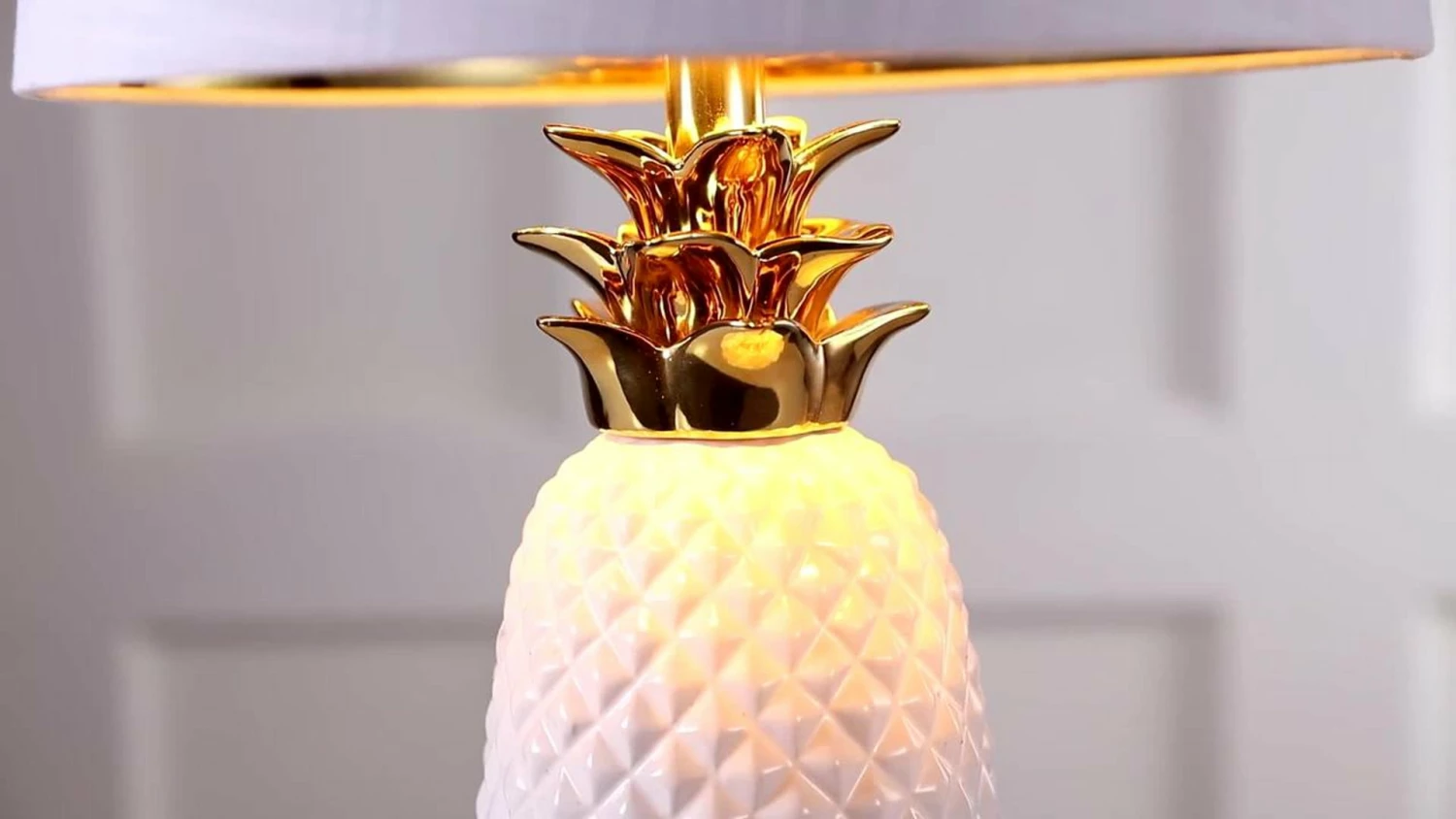 Discount โ๏ธ JONATHAN Y Pineapple 23'' Classic Vintage Ceramic LED Table Lamp, White/Gold ๐ 4 Discount โ๏ธ JONATHAN Y Pineapple 23'' Classic Vintage Ceramic LED Table Lamp, White/Gold ๐ - Image 2